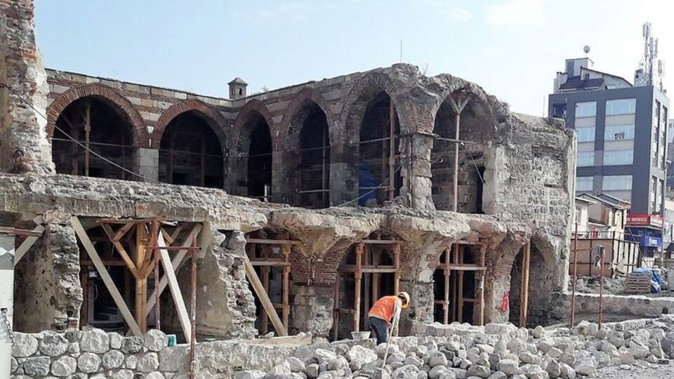 Selçuklu yadigarı Taşhan küllerinden doğuyor