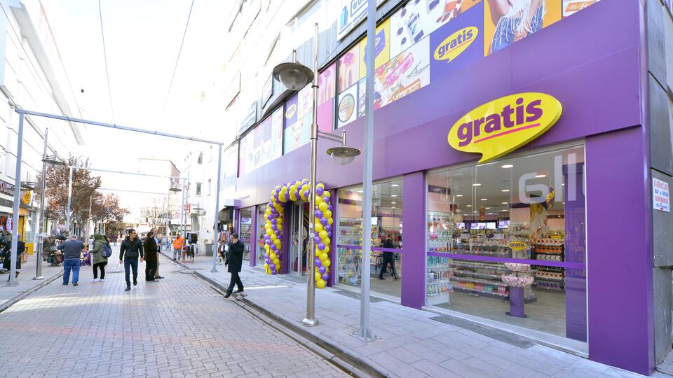 Gratis 500'üncü mağazayı açtı, hedef yurtdışı