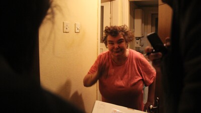 "Ölseydi mahallede parti verirdim"