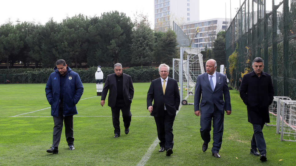 F.Bahçe'ye Aziz Yıldırım morali