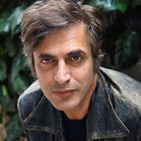 Alkolle başı dertte olan Teoman yardım alıyor