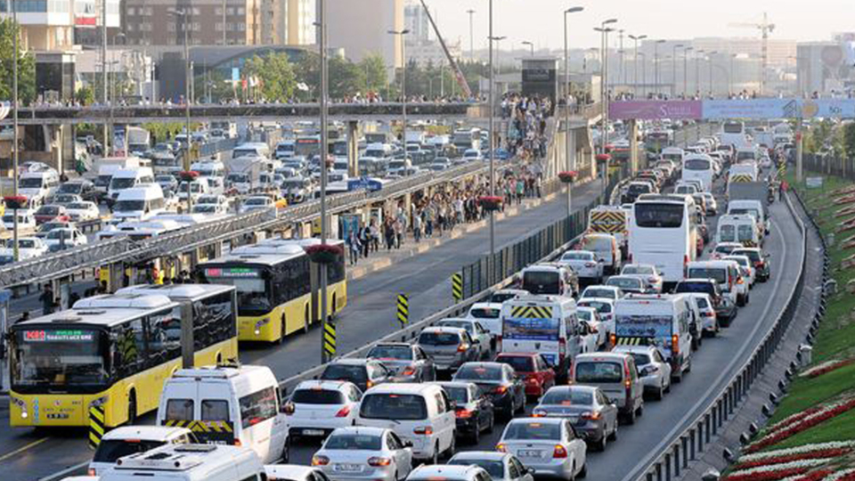 İstanbul'da bu yollar trafiğe kapatılacak