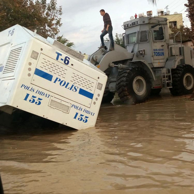 Bir anda bastırdı! Hayat felç oldu