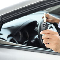 Koç'tan Yunanistan'da flaş hamle