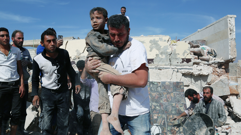 Suriye'de 1 milyon çocuk yetim kaldı: 'Annem su istedi, getirdiğimde ölmüştü'