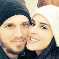Eşinden şiddet mi gördü! Ünlü isim boşanıyor