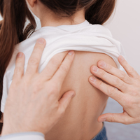 Skolyoz tedavisi çocukları korkutuyor!