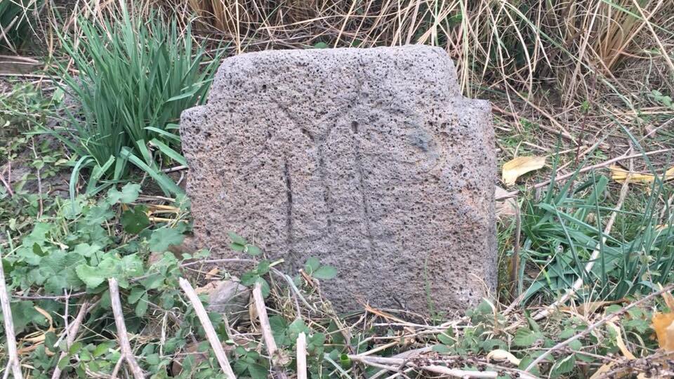 Kayı Boyu damgalı mezar taşları bulundu