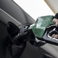 Benzinde bu kez indirim var