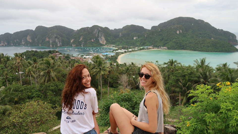 Onlarda pazartesi sendromu yok! 3 günde bir şehir değiştiriyorlar