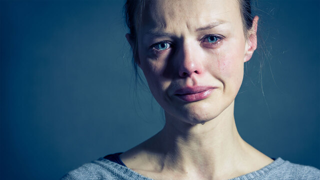 Gözyaşının sağdan ya da soldan gelmesinin bir anlamı var mı?