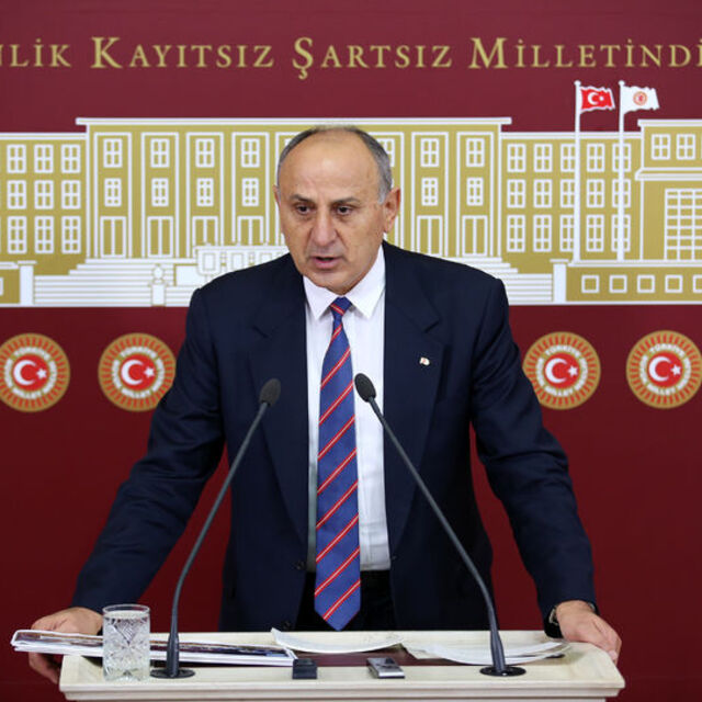 CHP'li Dursun Çiçek: Türkiye'nin NATO'da kalması gerektiğine inanıyorum