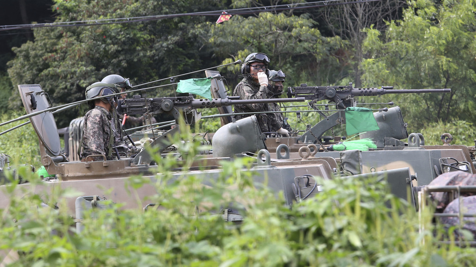 Kaçan askerden sonra Kuzey Kore'den sınırdaki askerlerle ilgili yeni karar!