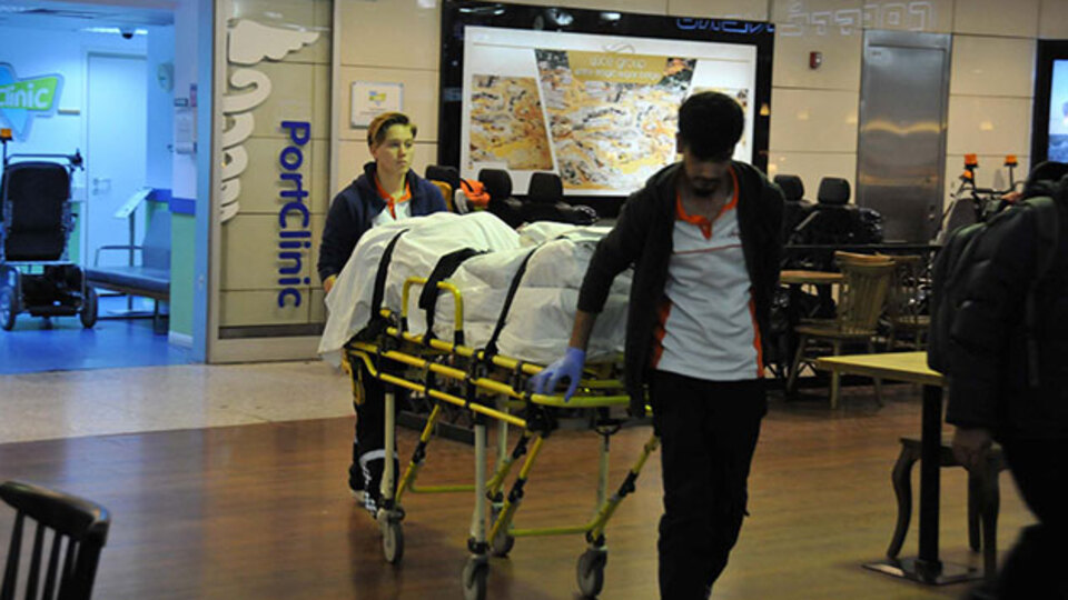 Umre yolcusu Endonezyalı kadın Atatürk Havalimanı'nda kalp krizinden öldü