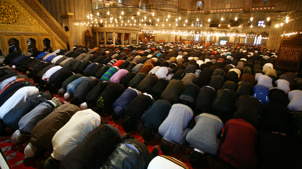 İşte il il Cuma namazı vakitleri