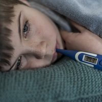 Çocuğunuzu tehdit eden 8 kış hastalığı!