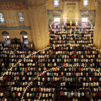 İstanbul'da Cuma namazı saat kaçta?