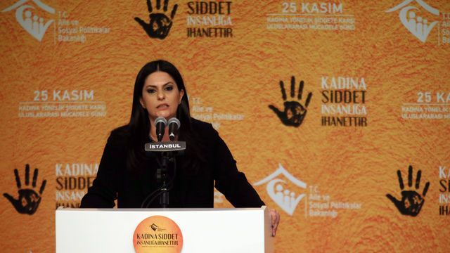 Bakan Sarıeroğlu: "Biz kadın meselesini dolgu malzemesi olarak kullanan bir anlayışa sahip değiliz"