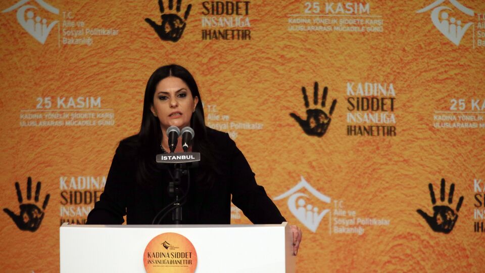 Bakan Sarıeroğlu: "Biz kadın meselesini dolgu malzemesi olarak kullanan bir anlayışa sahip değiliz"