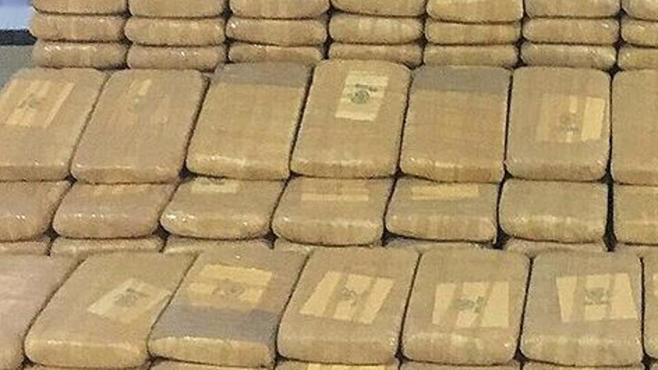 Bir ayda 2 ton 439 kilogram eroin ele geçirildi