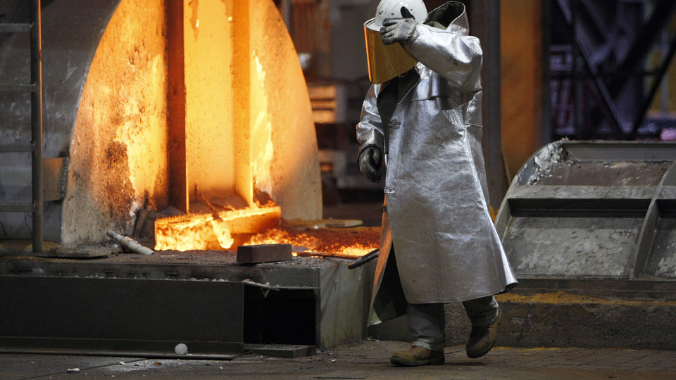 Alman devi 4 bin kişiyi işten çıkaracak