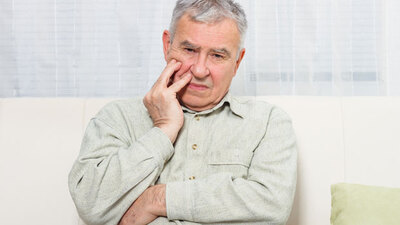 Kafasına darbe alan yaşlılarda beyin kanaması riski daha yüksek!