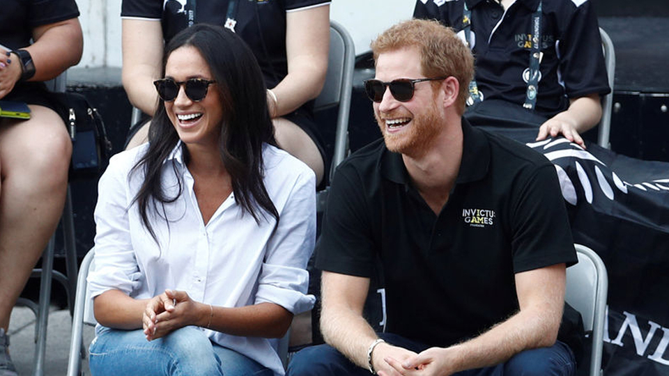 Prens Harry, Prenses Diana'nın pırlantalarından nişan yüzüğü yaptı