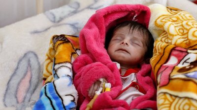 S. Arabistan ablukası sonrası gıda yardımı taşıyan ilk gemi Yemen'e ulaştı