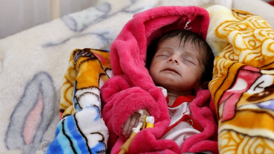 S. Arabistan ablukası sonrası gıda yardımı taşıyan ilk gemi Yemen'e ulaştı