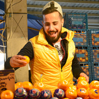 Pazarcının tek hayali Murat Boz'la şarkı söylemek