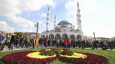 Melike Hatun Camii nerede?