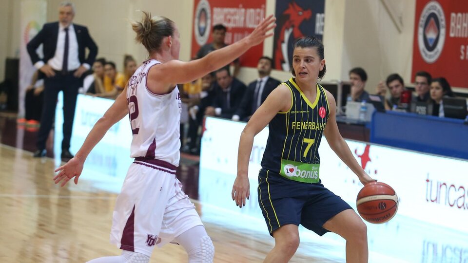 Yakın Doğu, Fenerbahçe'yi farklı devirdi