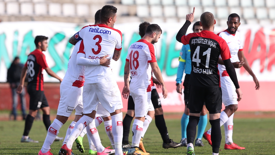 Antalya kupada 3'lü çekti