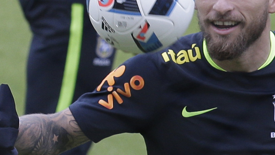 Lucas Lima resmen Palmeiras'ta