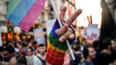LGBTİ dernekleri yasaklara dava açtı: Buradayız, varız, var olacağız