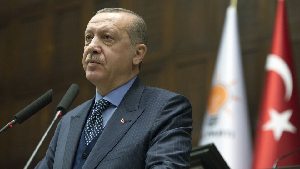 İstanbul'daki sürpriz görüşme başladı