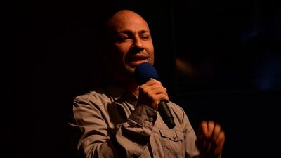 Ünlü yazara hırsızlık şoku! "Ben kitabımı istiyorum''