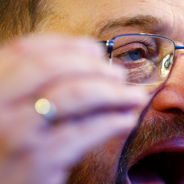 Almanya'da koalisyon krizi! Schulz tepki gösterdi!