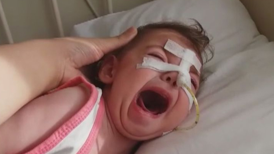 Epilepsi hastası minik Hira Nur'un çığlıkları yürek burktu