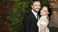 Tarkan 'Beni çok sev'in klibinde kendi düğününü çekti