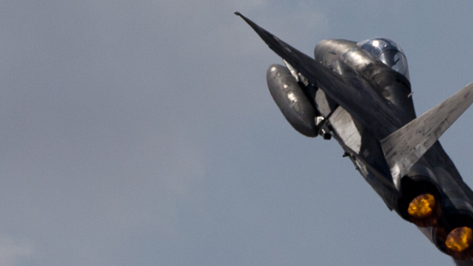 İsrail, İran'ın askeri üssünü vurdu!