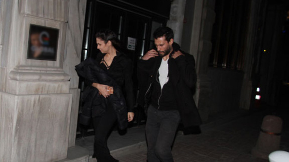 Flaşlar moral bozdu!