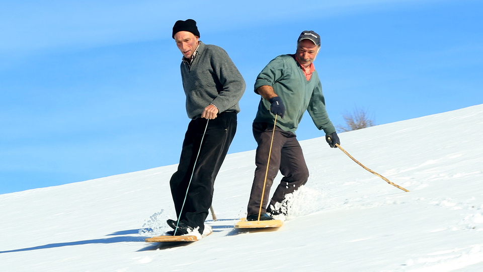 Rize'de "Petranboard" ile kayak keyfi