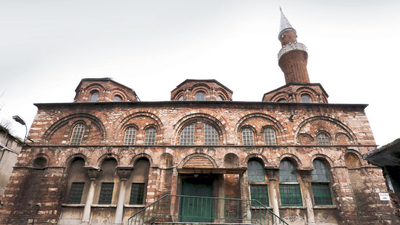 Yağmalanan tarih Molla Gürani Camii