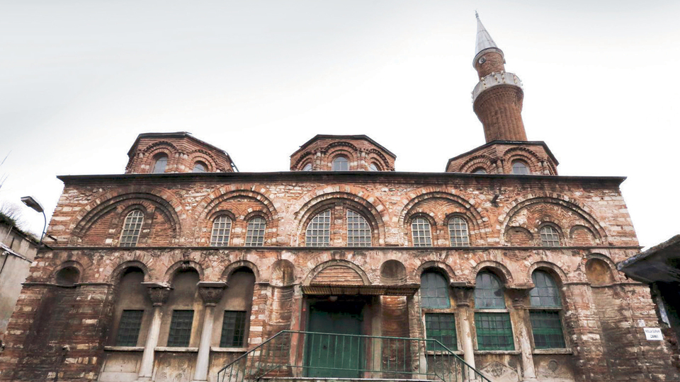 Yağmalanan tarih Molla Gürani Camii