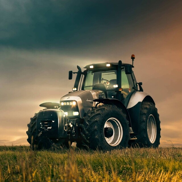 55 yıl önce traktörle başlamışlardı! Şimdi spor araba efsanesi