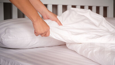 Bilim insanları uyardı! Çarşafları en az bu sıklıkla değiştirin!