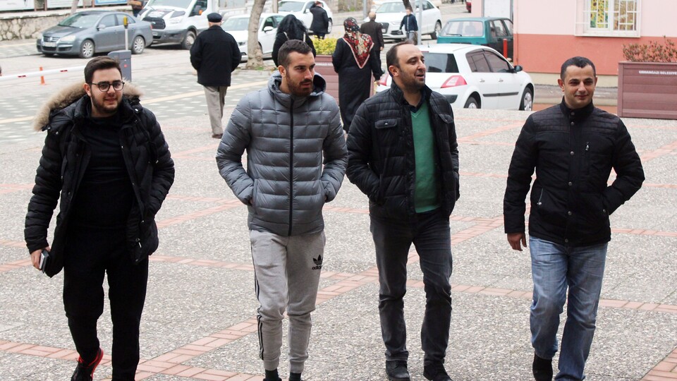 Harun şikayetini geri aldı