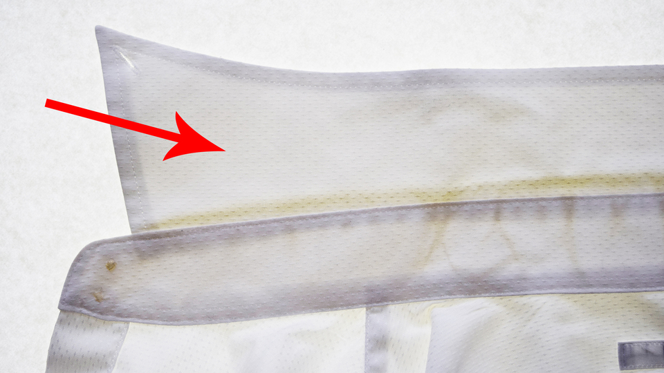 Beyazlardaki sarı lekeleri çıkarmanın püf noktaları...