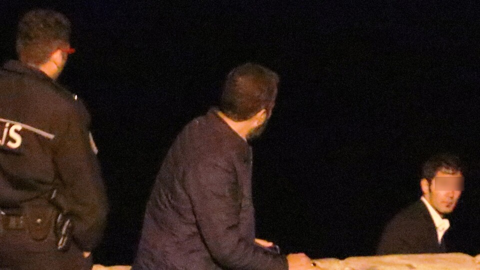 Ölümün kıyısından annesi aldı